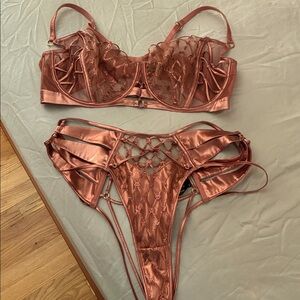 Honey Birdette Francesca Set! Rose Gold Bra & Panty plus free feather accessory